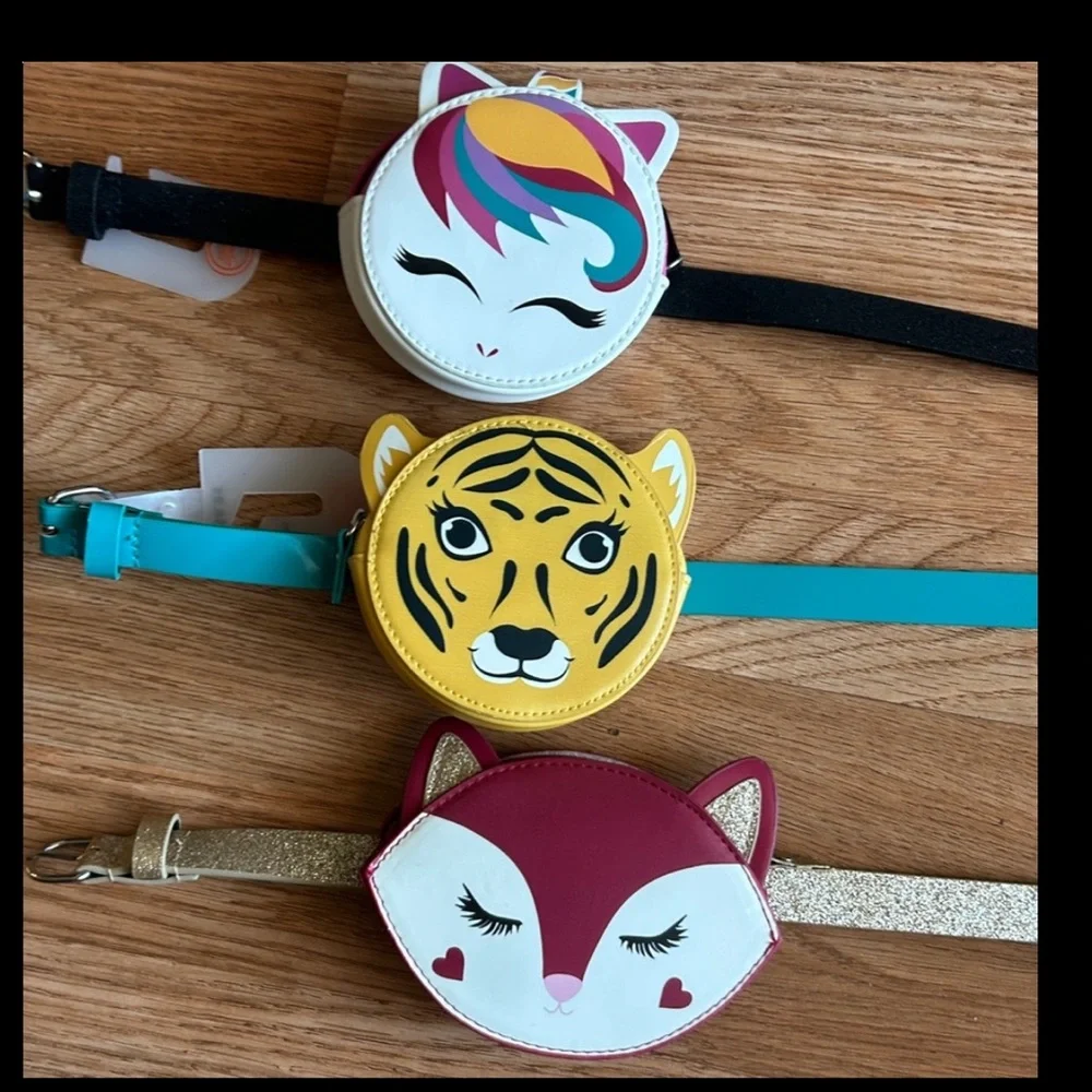 Girls belts with pouch opens up where something small can fit like change/money